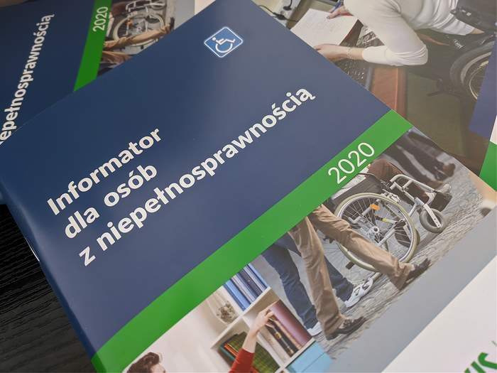 Informator dla osób z niepełnosprawnością zdjęcie informatora