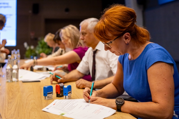 podpisanie umowy partnerska