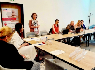 organizator i uczestniczy spotkania organizowanego w siedzibie Urzędu Marszałkowskiego w ramach projektu MILEstone